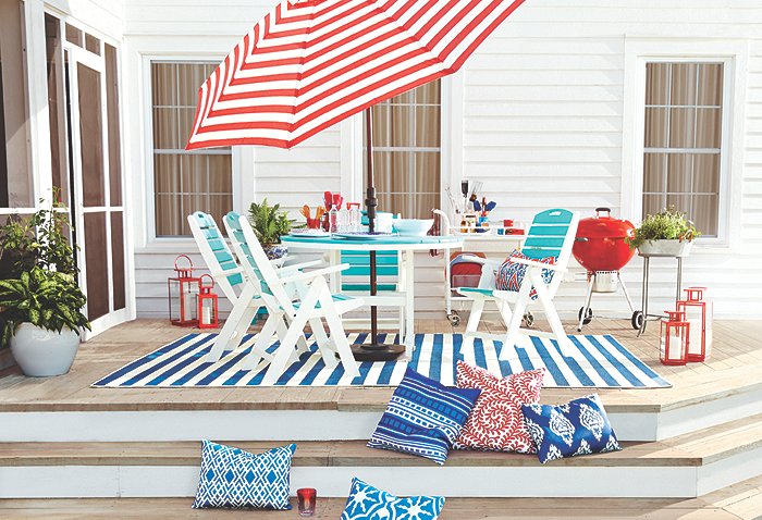 Our Guide To Decorating Your Outdoor Deck