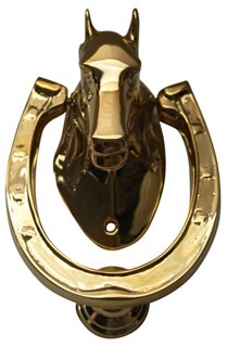 7 Brilliantly Easy Ways to Decorate with Holiday Greenery